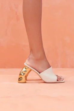 Cult Gaia Evening|Sandals><noscript><img width=