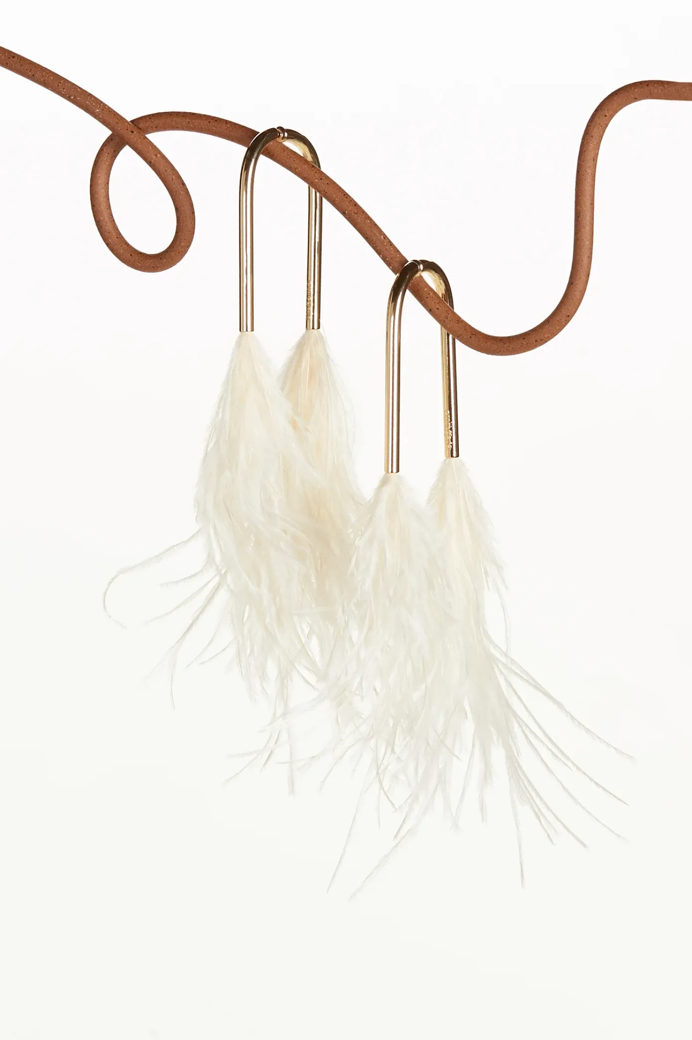 Cult Gaia Earrings|Jewelry>META FEATHER EARRING - OFF WHITE Off White Feather